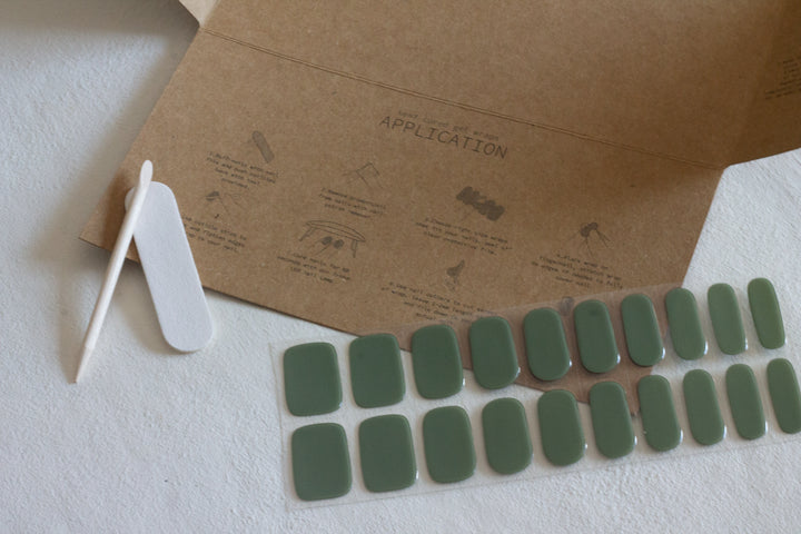 Frnka_semi-cured_gel_nail_wraps_sage_Australia